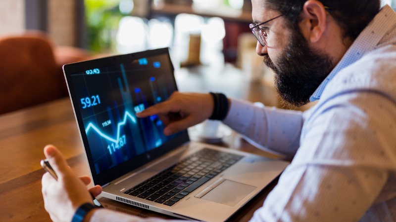 besparen op kosten van belegging